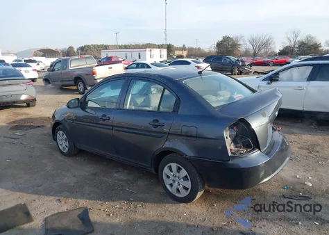 2009 Hyundai Accent Gls z USA, uszkodzony, nr VIN KMHCM46C99U316976